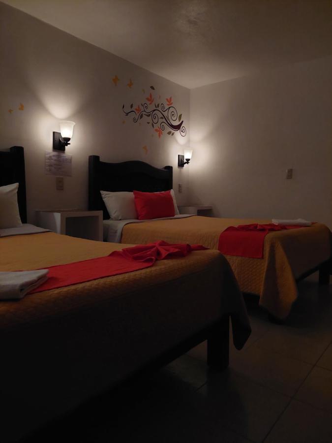 Hotel Posada Las Casas San Cristóbal de Las Casas المظهر الخارجي الصورة